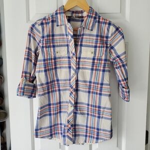 EUC The North Face Lightweight Shirt White Blue Red Roll Tab Sleeve Button Up XS